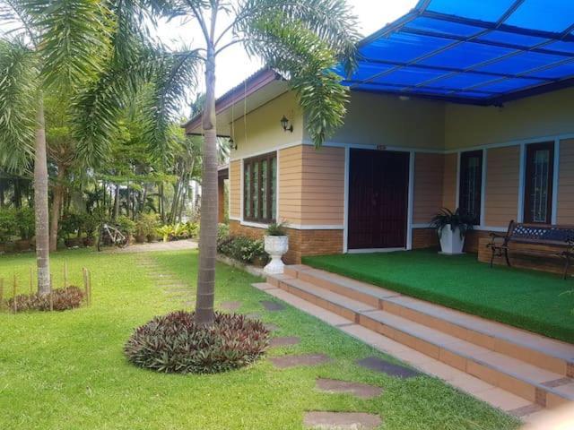 Malinee Villa Phuket Bang Tao Beach  Exteriör bild